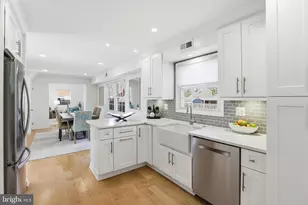 4102 Port Rae Ln, Fairfax, VA 22033 - Photo 18