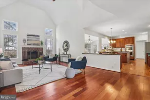 12756 Alder Woods Dr, Fairfax, VA 22033 - Photo 12