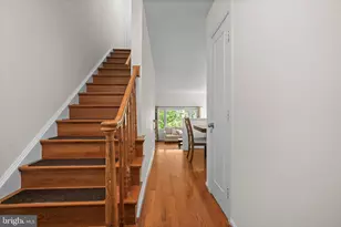 5824 Rexford Dr, Springfield, VA 22152 - Photo 4