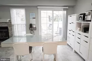 6223 Stonepath Cir, Centreville, VA 20120 - Photo 16