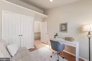 4261 Fox Lake Dr, Fairfax, VA 22033 - Photo 32