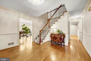 9508 Brian Jac Ln, Great Falls, VA 22066 - Photo 4