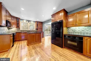 9508 Brian Jac Ln, Great Falls, VA 22066 - Photo 18