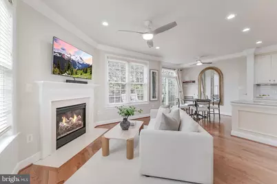 113 Herndon Mill Circle, Herndon, VA 20170 - Photo 16