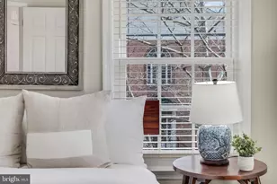 113 Herndon Mill Cir, Herndon, VA 20170 - Photo 44