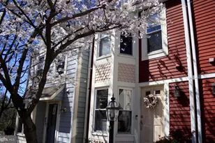 2120 Whisperwood Glen Ln, Reston, VA 20191 - Photo 1