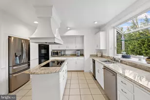 644 Live Oak Dr, McLean, VA 22101 - Photo 8