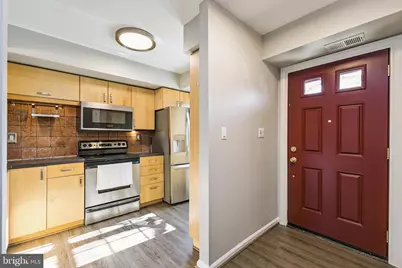 3378 Lakeside View Drive #14-2, Falls Church, VA 22041 - Photo 4