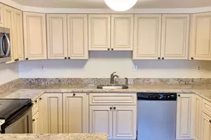 1557 Dunterry Pl, McLean, VA 22101 - Photo 4