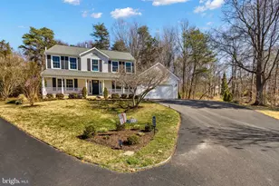 8504 Silverdale Rd, Lorton, VA 22079 - Photo 2