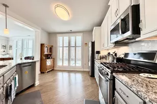6107 Fairview Farm Dr, Alexandria, VA 22315 - Photo 16