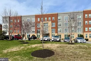 6107 Fairview Farm Dr, Alexandria, VA 22315 - Photo 1