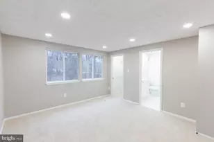 5814 Rock Forest Ct, Centreville, VA 20121 - Photo 22