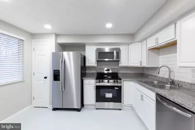 5814 Rock Forest Court, Centreville, VA 20121 - Photo 16