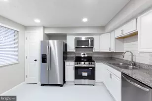 5814 Rock Forest Ct, Centreville, VA 20121 - Photo 16