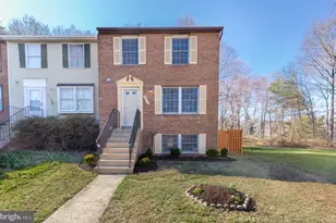 5814 Rock Forest Ct, Centreville, VA 20121 - Photo 2