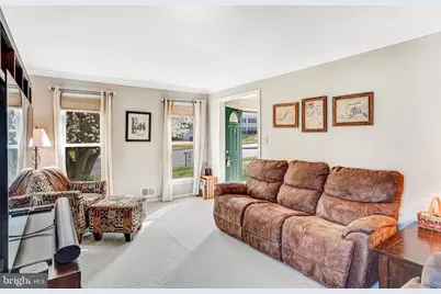 6302 Shiplett Boulevard, Burke, VA 22015 - Photo 4