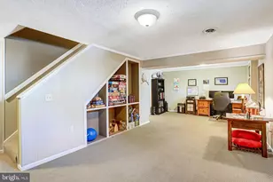 6302 Shiplett Blvd, Burke, VA 22015 - Photo 36