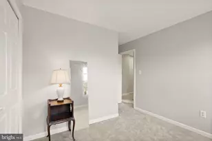 13513 King Charles Dr, Chantilly, VA 20151 - Photo 30