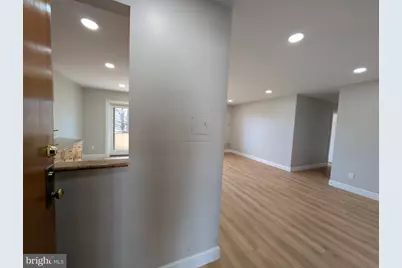 6431 Richmond Highway #303, Alexandria, VA 22306 - Photo 4