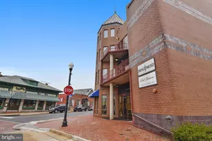 13358 Sherwood Park Ln, Herndon, VA 20171 - Photo 40