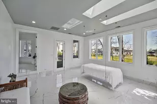 9116 Leesburg Pike, Vienna, VA 22182 - Photo 14