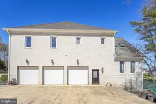 9116 Leesburg Pike, Vienna, VA 22182 - Photo 30