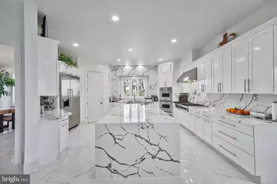 9116 Leesburg Pike, Vienna, VA 22182 - Photo 10