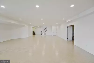 9116 Leesburg Pike, Vienna, VA 22182 - Photo 18