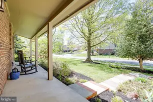 9615 Tinsmith Ln, Burke, VA 22015 - Photo 10