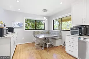 9615 Tinsmith Ln, Burke, VA 22015 - Photo 14