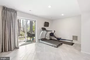 9615 Tinsmith Ln, Burke, VA 22015 - Photo 32