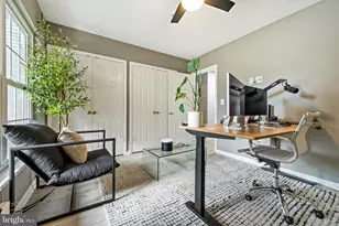 12906 Fair Briar Ln, Fairfax, VA 22033 - Photo 14