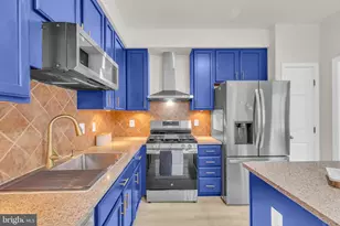 2579 Sutters Mill Dr, Herndon, VA 20171 - Photo 10