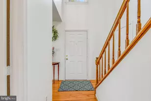 5004 Prince Caspian Ln, Burke, VA 22015 - Photo 8