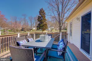 12034 Cheviot Dr, Herndon, VA 20170 - Photo 12