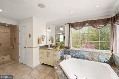 813 Lunenburg Road, Great Falls, VA 22066 - Photo 50