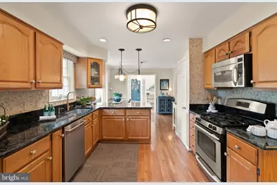 813 Lunenburg Road, Great Falls, VA 22066 - Photo 24