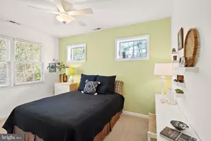813 Lunenburg Rd, Great Falls, VA 22066 - Photo 36