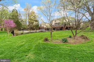 813 Lunenburg Rd, Great Falls, VA 22066 - Photo 88