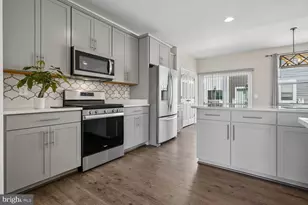 8358 Sallyport St, Lorton, VA 22079 - Photo 2