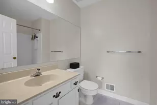 5934 Munson Ct, Falls Church, VA 22041 - Photo 22