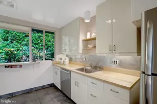 7400 Rebecca Dr, Alexandria, VA 22307 - Photo 16