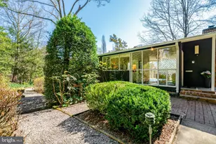 7400 Rebecca Dr, Alexandria, VA 22307 - Photo 2