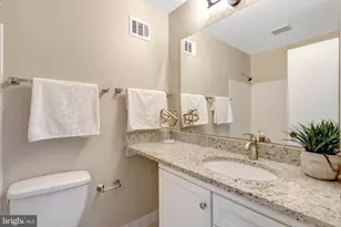 10303 Nantucket Ct, Fairfax, VA 22032 - Photo 40
