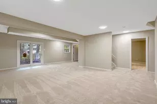 10303 Nantucket Ct, Fairfax, VA 22032 - Photo 40