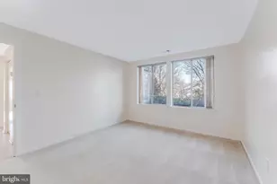 1500 Summerchase Ct, Reston, VA 20194 - Photo 18