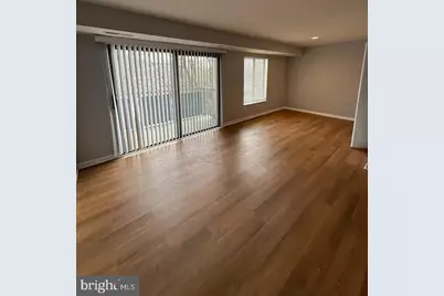 3100 S Manchester Street #304, Falls Church, VA 22044 - Photo 4