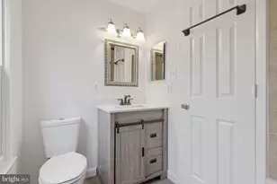 13800 Sauterne Way, Chantilly, VA 20151 - Photo 16