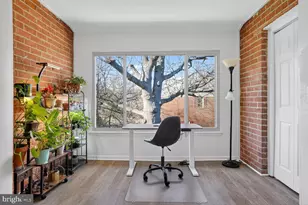 10200 Bushman Dr, Oakton, VA 22124 - Photo 6